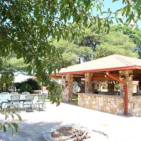 Dornhuegel Guestfarm Hotel Grootfontein Buitenkant foto