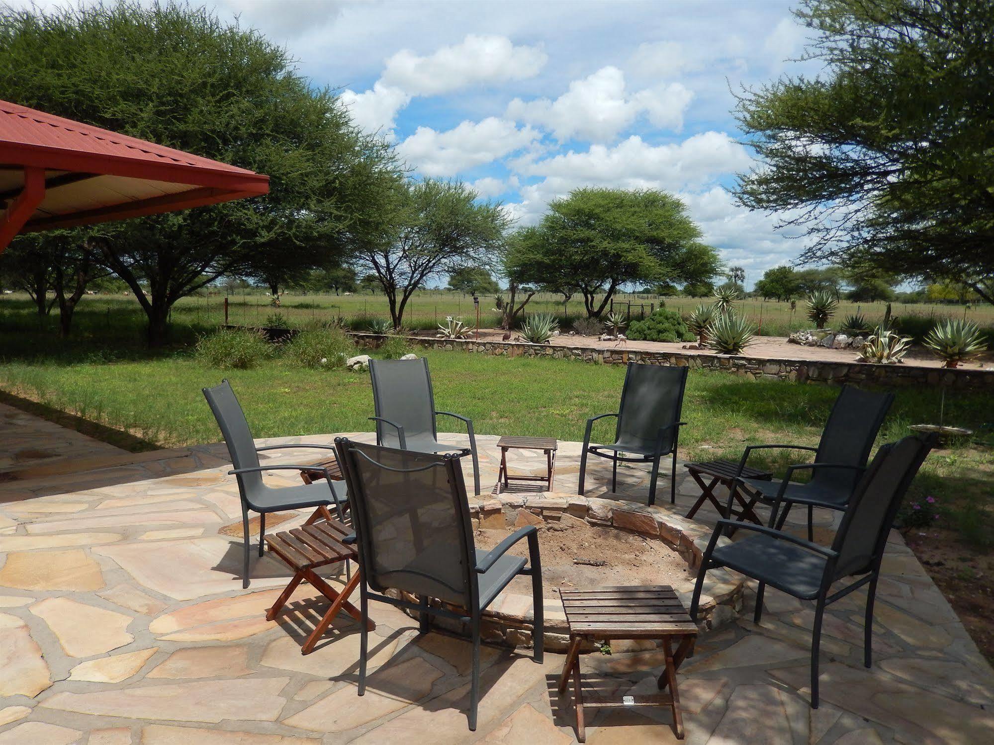Dornhuegel Guestfarm Hotel Grootfontein Buitenkant foto